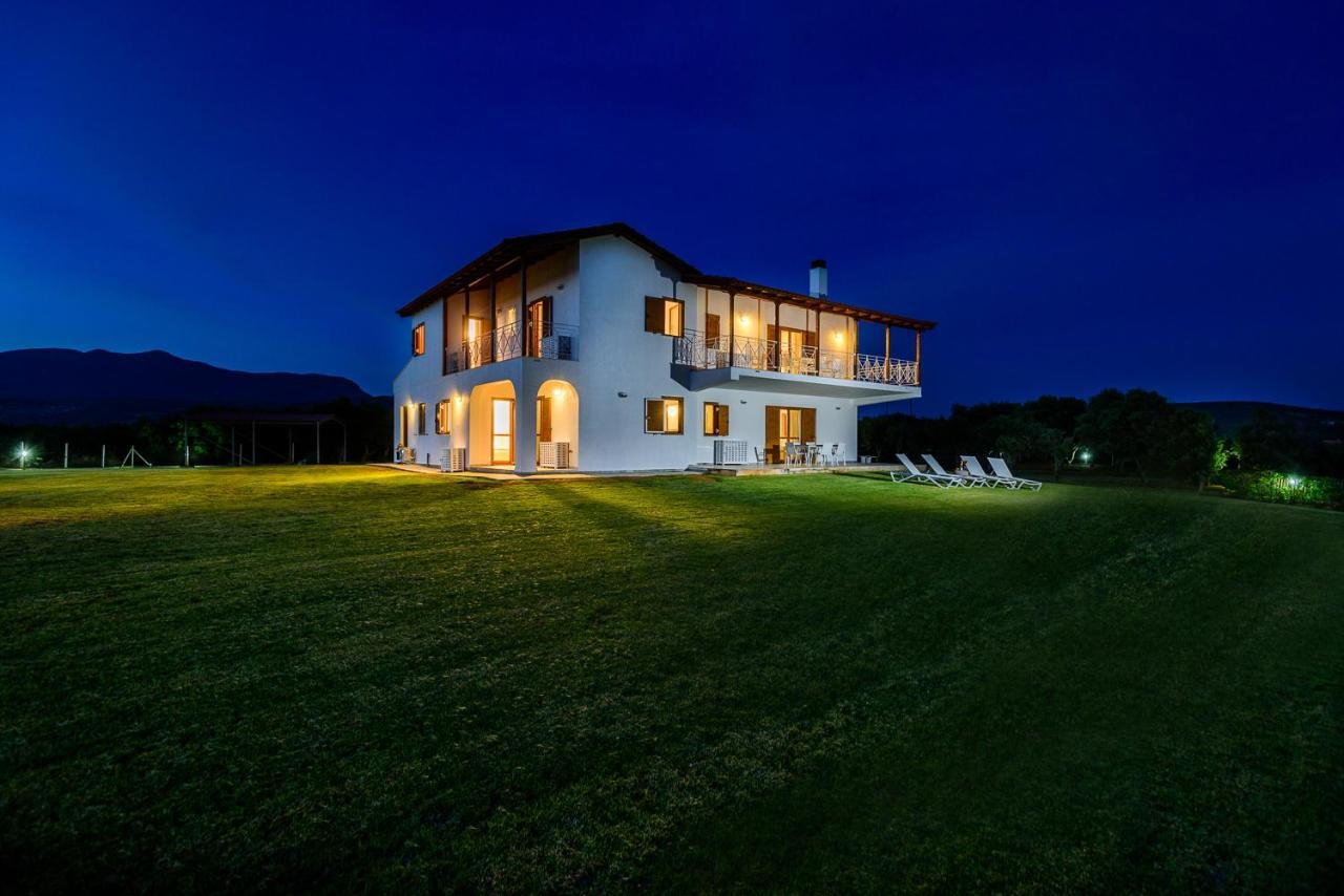 Finisia House Apartment Elia  Bagian luar foto